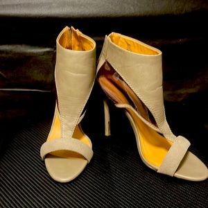 Bootie heeled Sandals